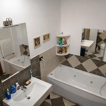 Sanremo Central Rooms Проживание в семье Санремо